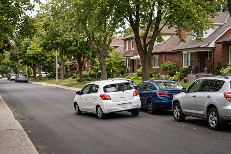How to Parallel Park and Do a Three-Point Turn for the Ontario Road Test